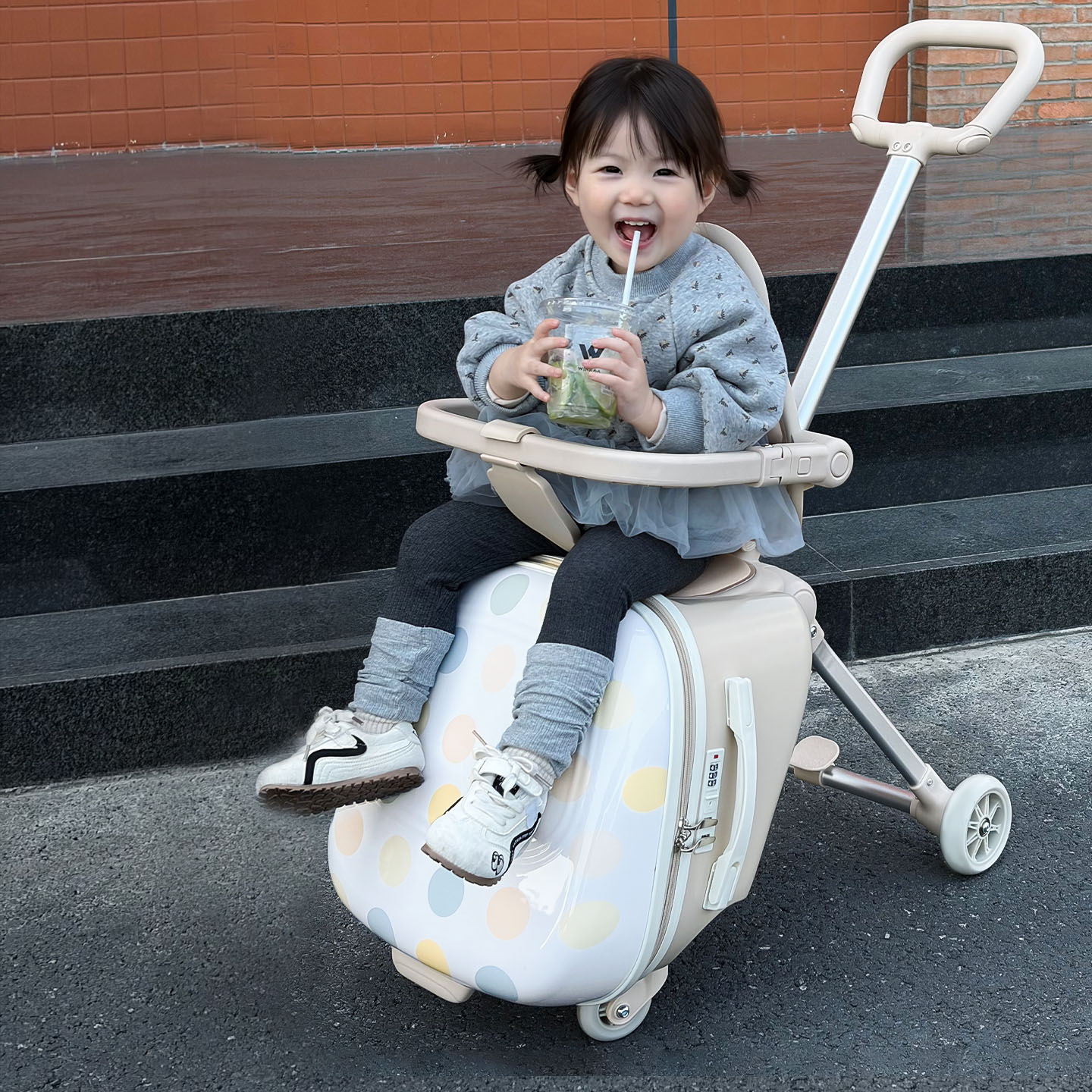 Bunnyfly Children Luggage Case - огляд і ціна Baby Nursery Trolley